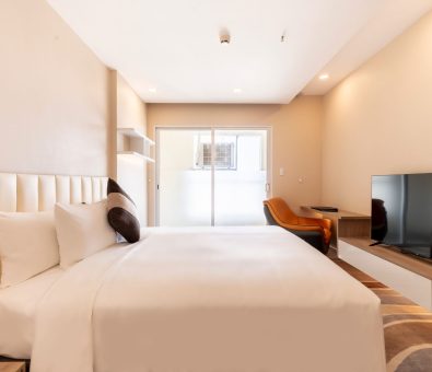 Business King Room