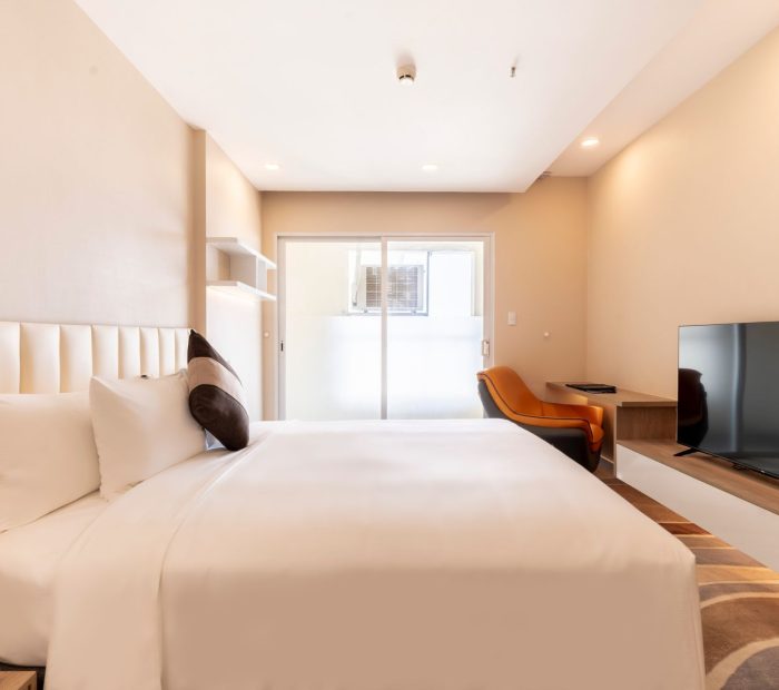 Business King Room
